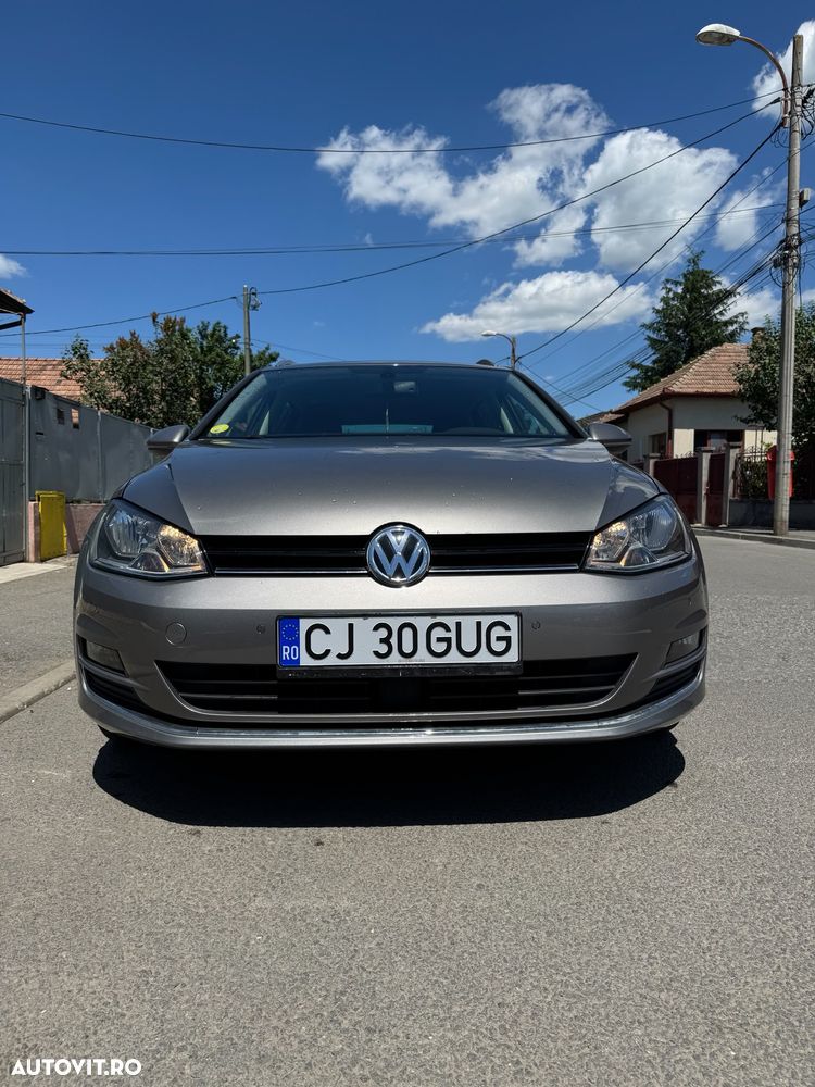 VOLKSWAGEN Golf 2016