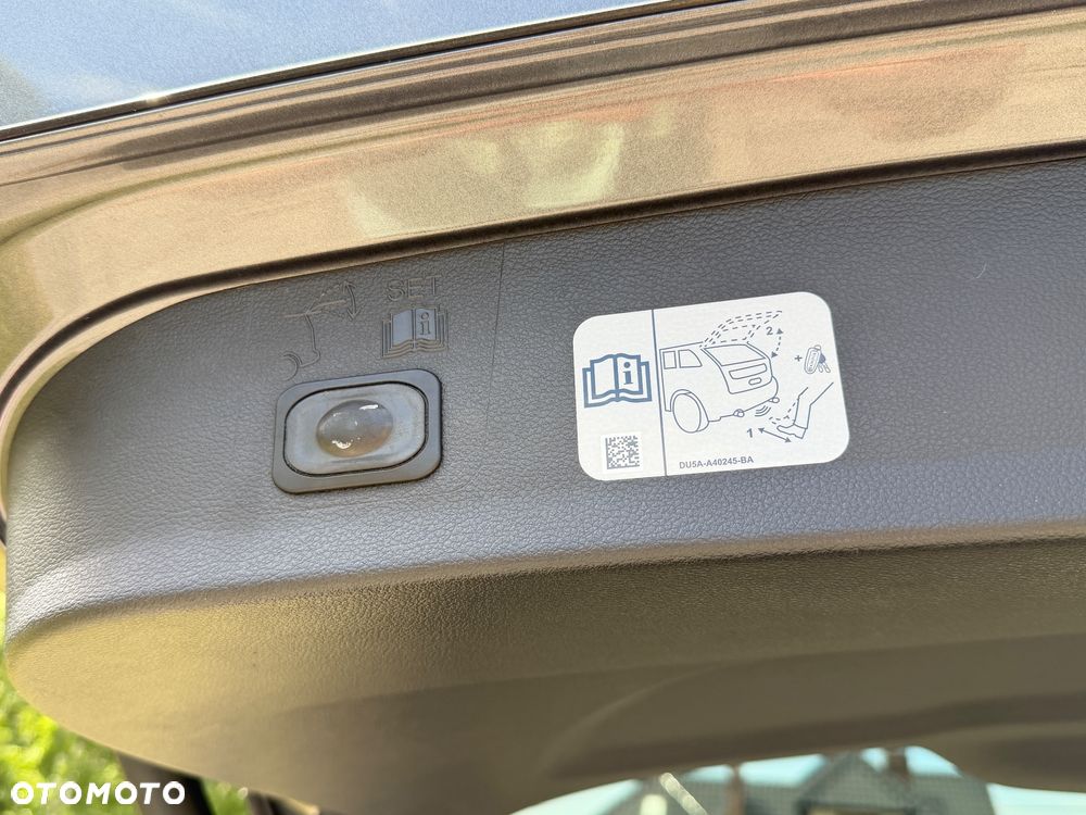 Ford Kuga 1.5 EcoBoost FWD Titanium ASS MMT6 - 24