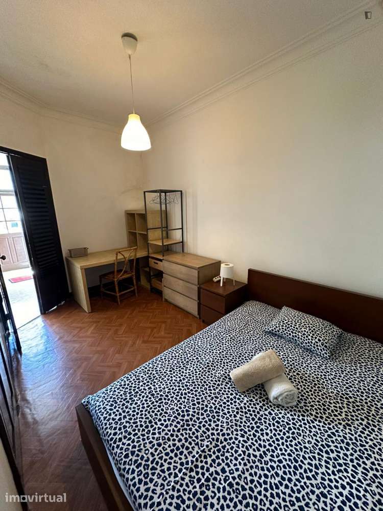 Quarto - localizado em Cedofeita Porto - Grande imagem: 4/32