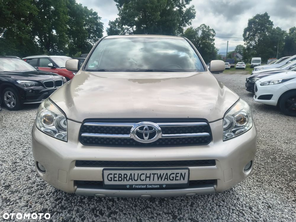 Toyota RAV4 2.2 D-4D Sol - 3
