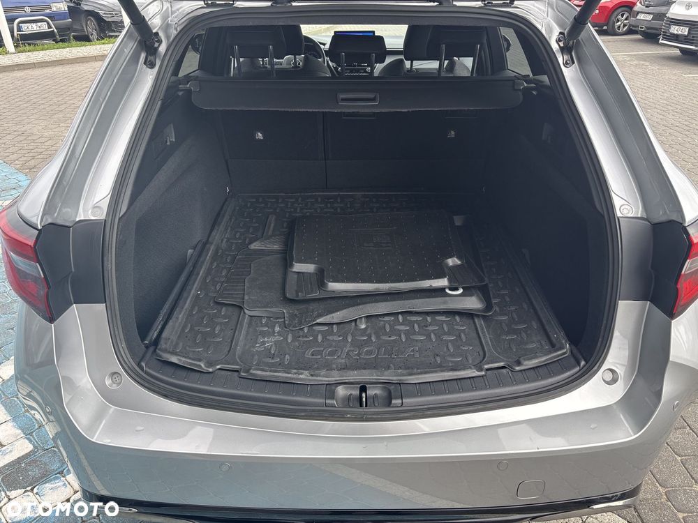 Toyota Corolla 1.8 Hybrid Style - 13