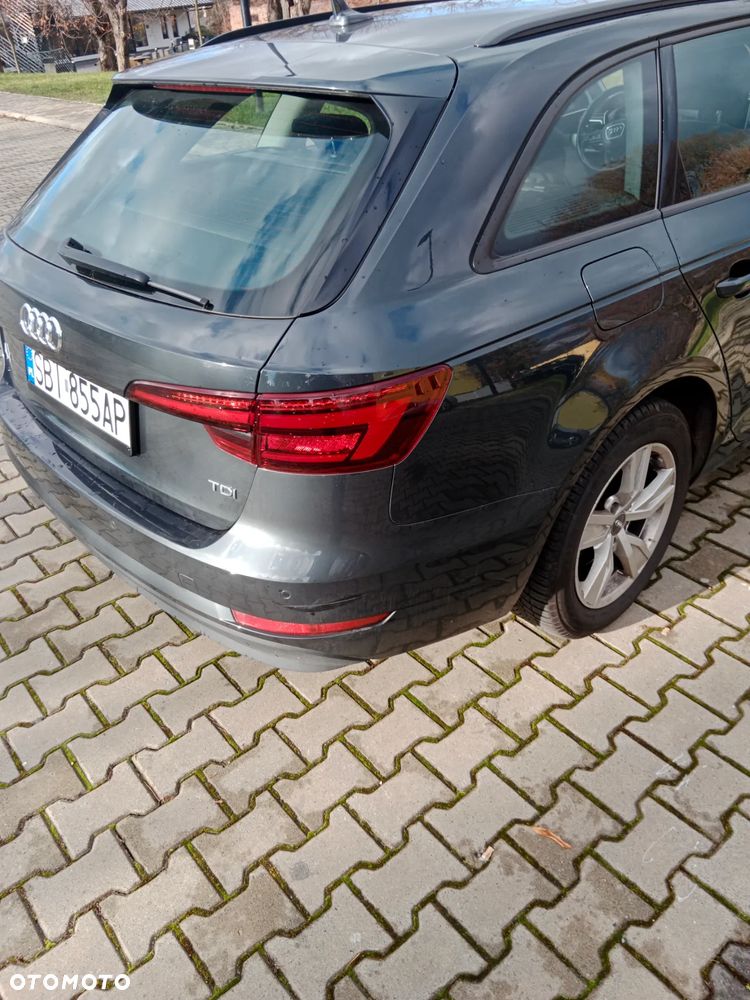 Audi A4 Avant 2.0 TDI - 4