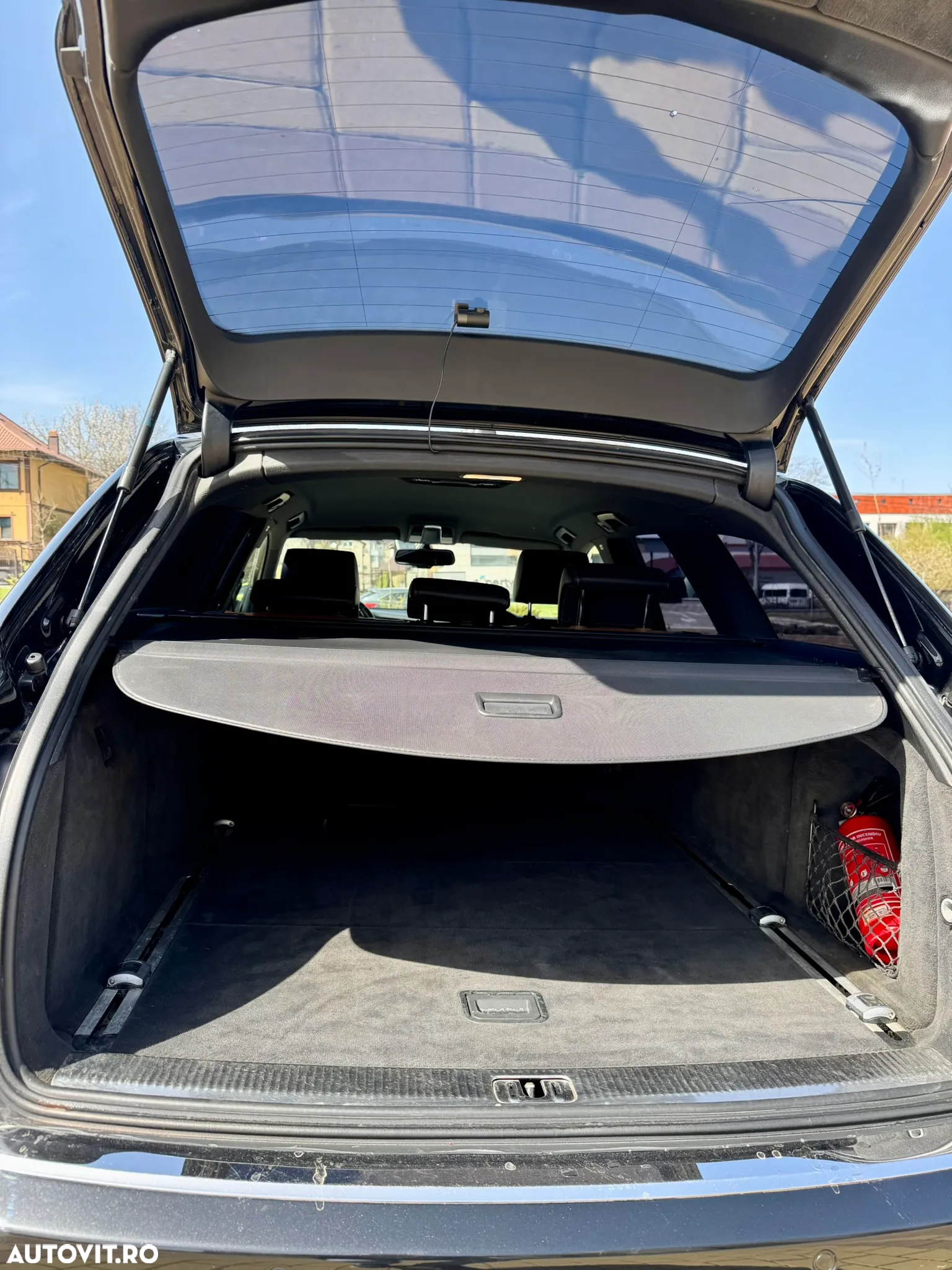 Audi A6 - 6