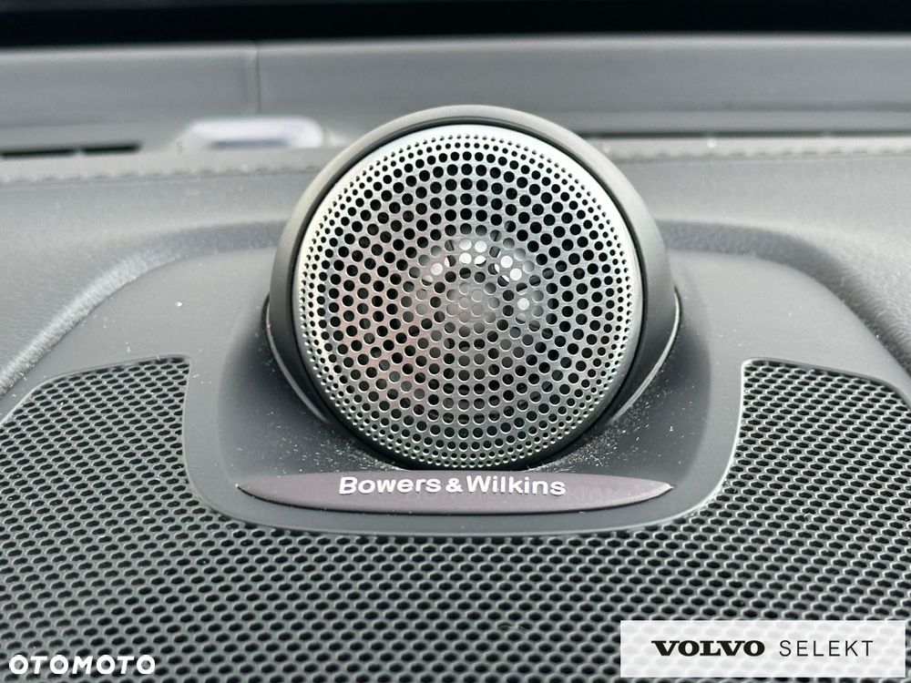 Volvo XC 60 - 30