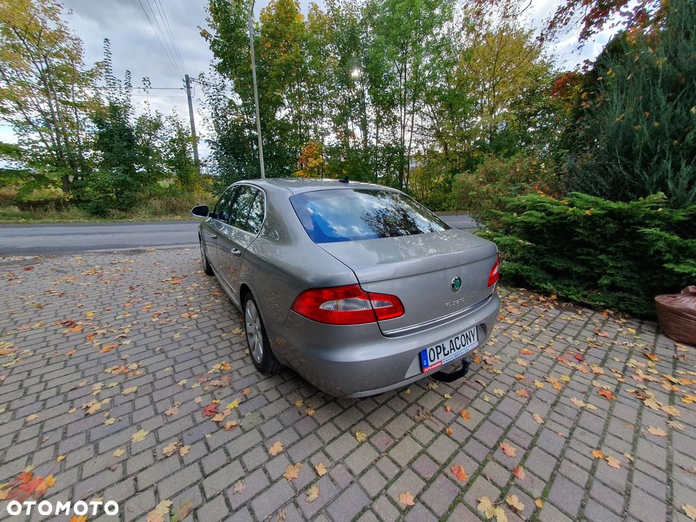 Skoda Superb 2.0 TDI Exclusive - 5