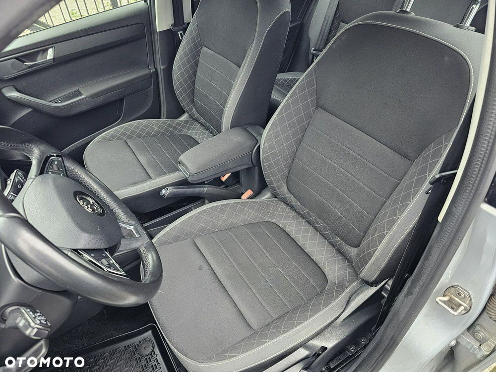 Skoda Fabia - 12