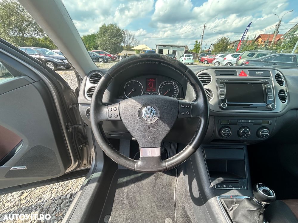 Volkswagen Tiguan 2.0 TDI DPF 4Motion Track&Field - 14