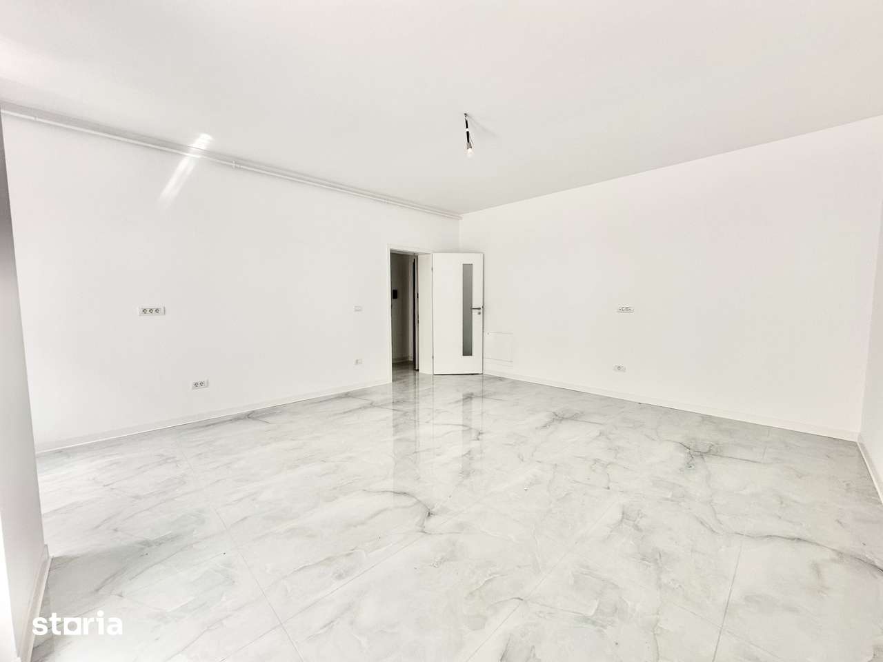Apartamente cu 1 camera si balcon + loc de parcare - zona Neptun — fotografia 3