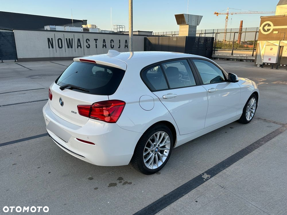 BMW Seria 1 118i Sport Line - 5