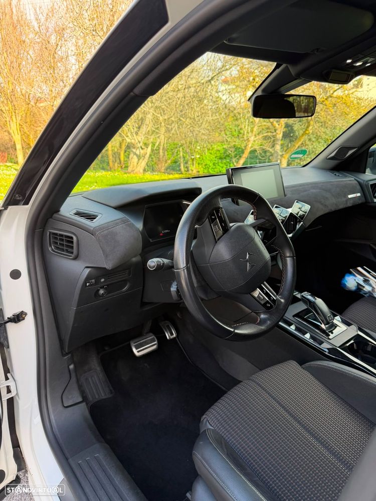 DS DS3 Crossback PureTech 130 Aut. PERFORMANCE LINE + - 4
