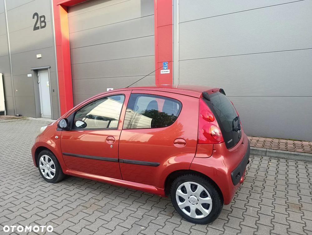 Peugeot 107 - 6