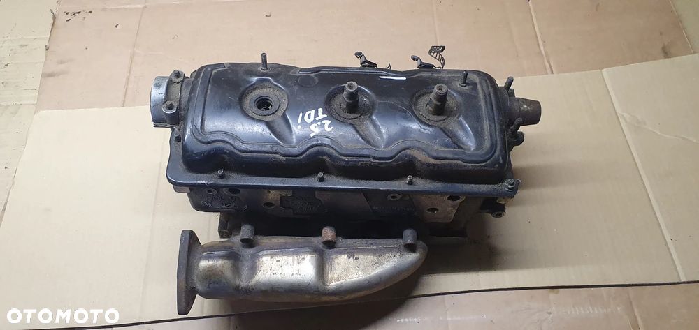 Głowica silnika prawa kompletna wałki Audi A6 C5 2.5 TDI - 1