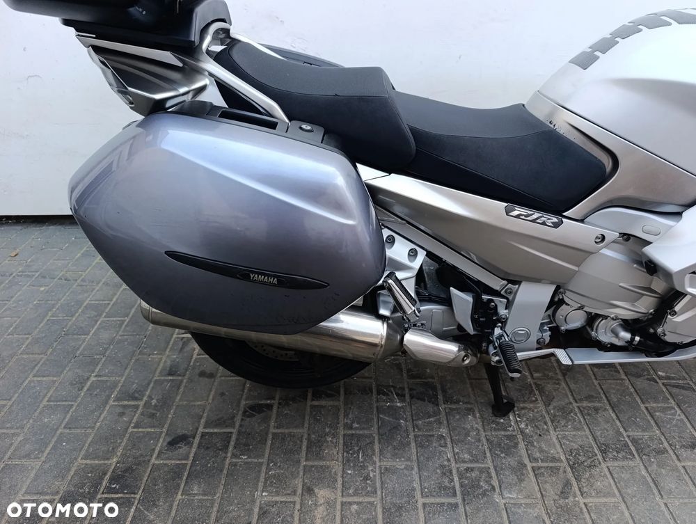 Yamaha FJR - 15