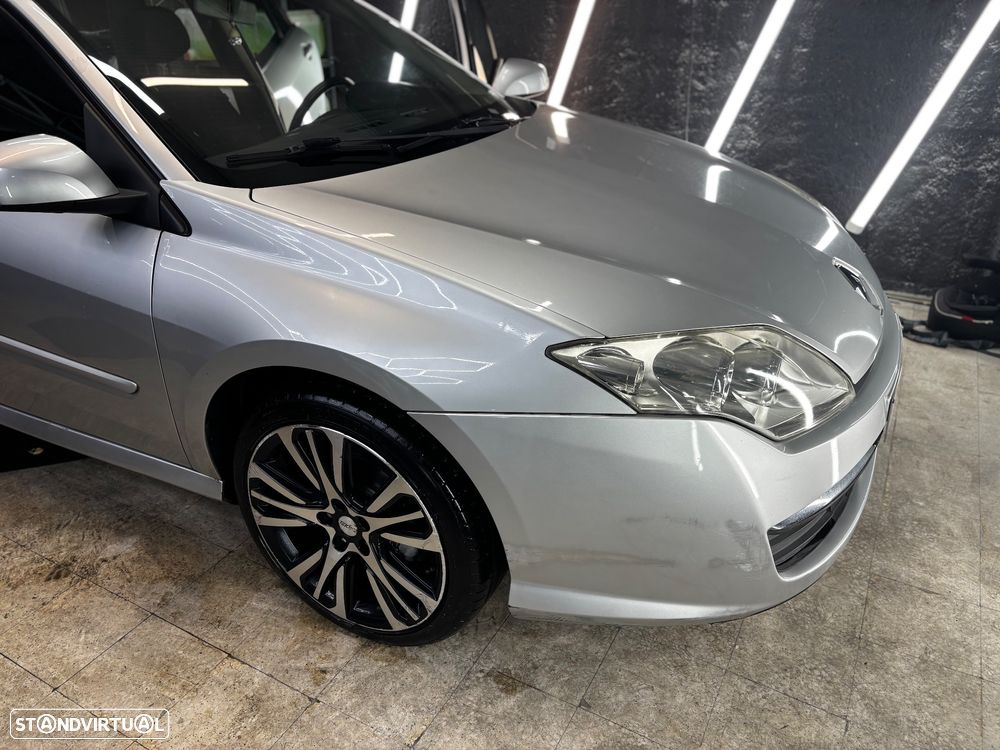 Renault Laguna Break dCi 110 FAP Paris - 4