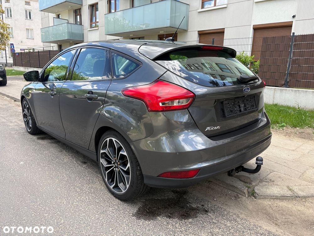 Ford Focus - 7