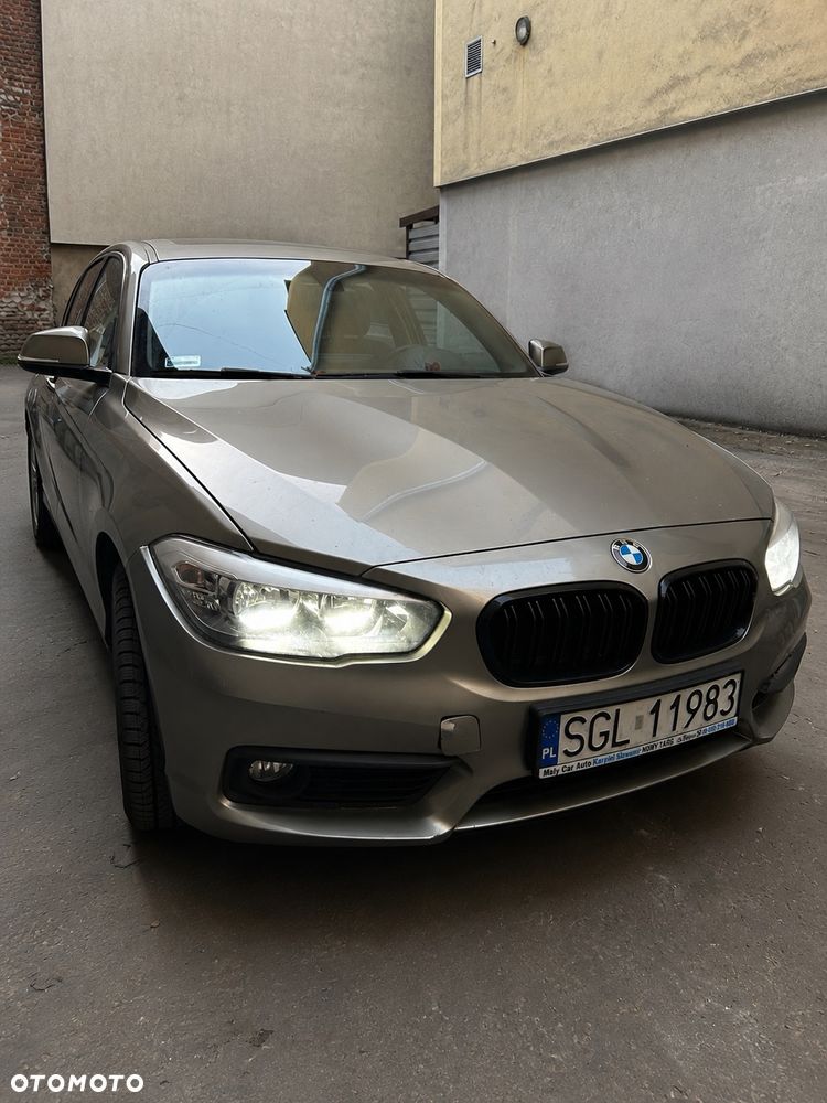 BMW Seria 1 118i - 1