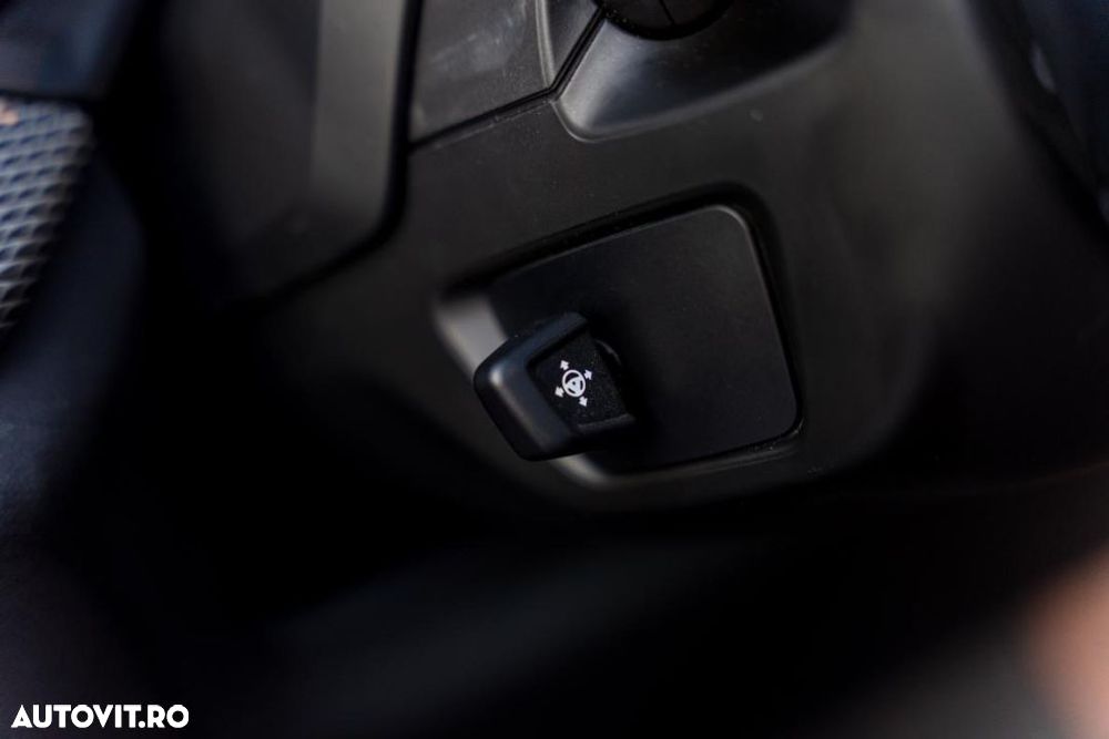 BMW X5 M M50d - 25