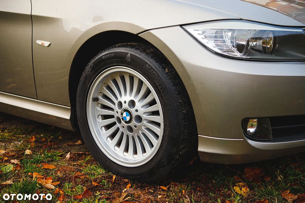 BMW Seria 3 318i - 13