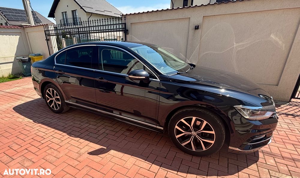 Volkswagen Passat - 12