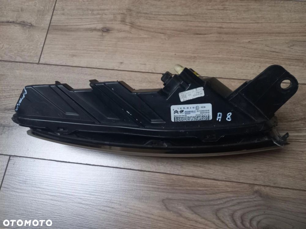 . Citroen C3 III lift led prawy DRL lampa światło do jazdy dziennej 9833480480-01 - 2