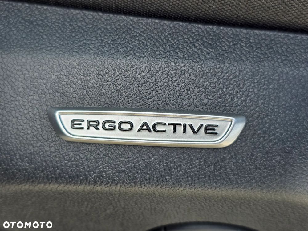 Volkswagen T-Roc 1.5 eTSI Style DSG - 31