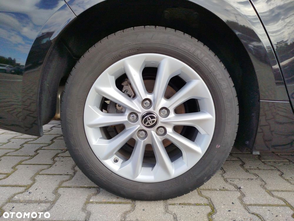 Toyota Corolla - 17