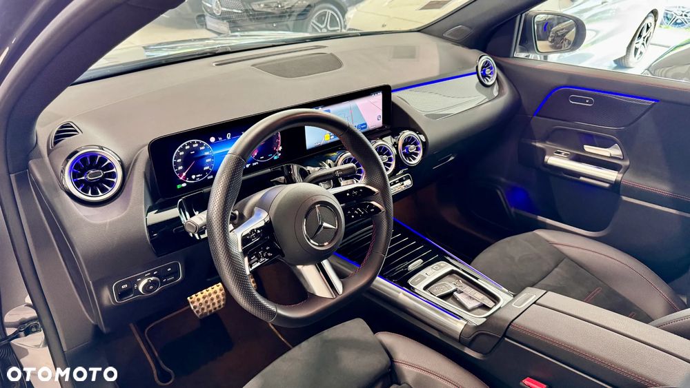 Mercedes-Benz GLA 200 AMG Line - 10
