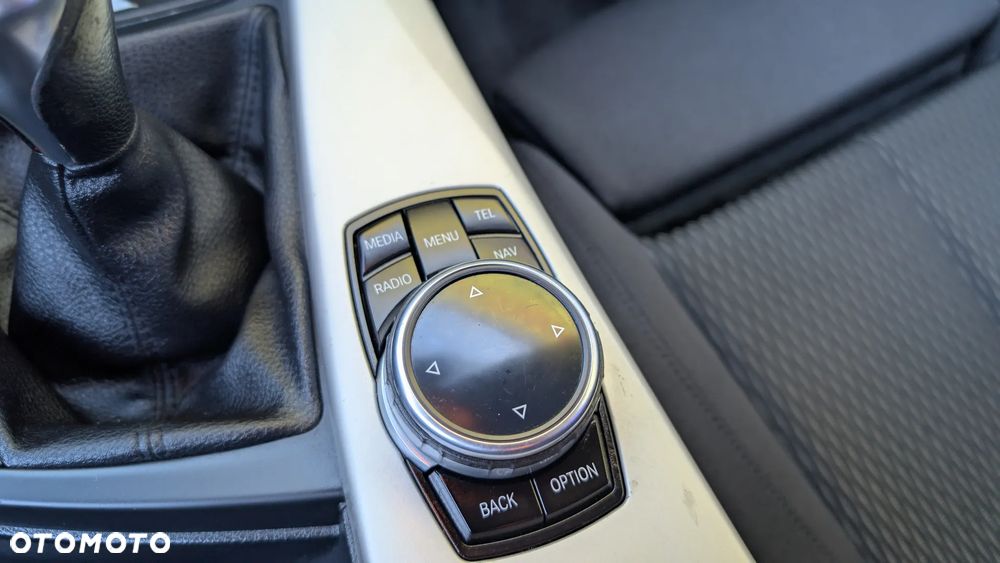 BMW Seria 3 320d DPF Blue Performance Edition Fleet - 14