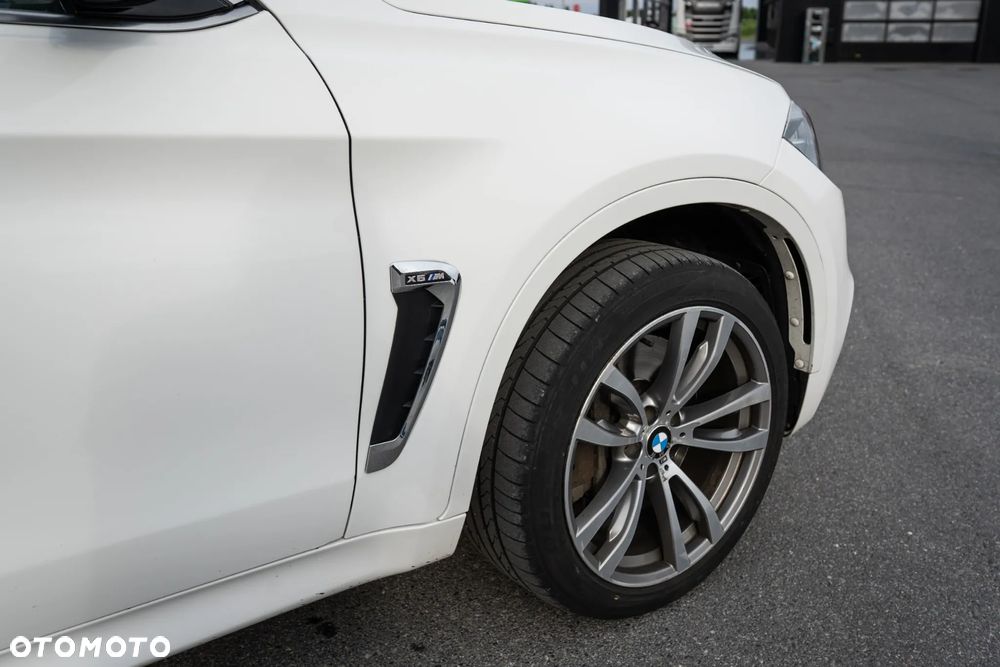 BMW X6 xDrive50i M Sport - 16