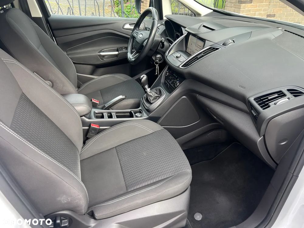 Ford C-MAX - 18