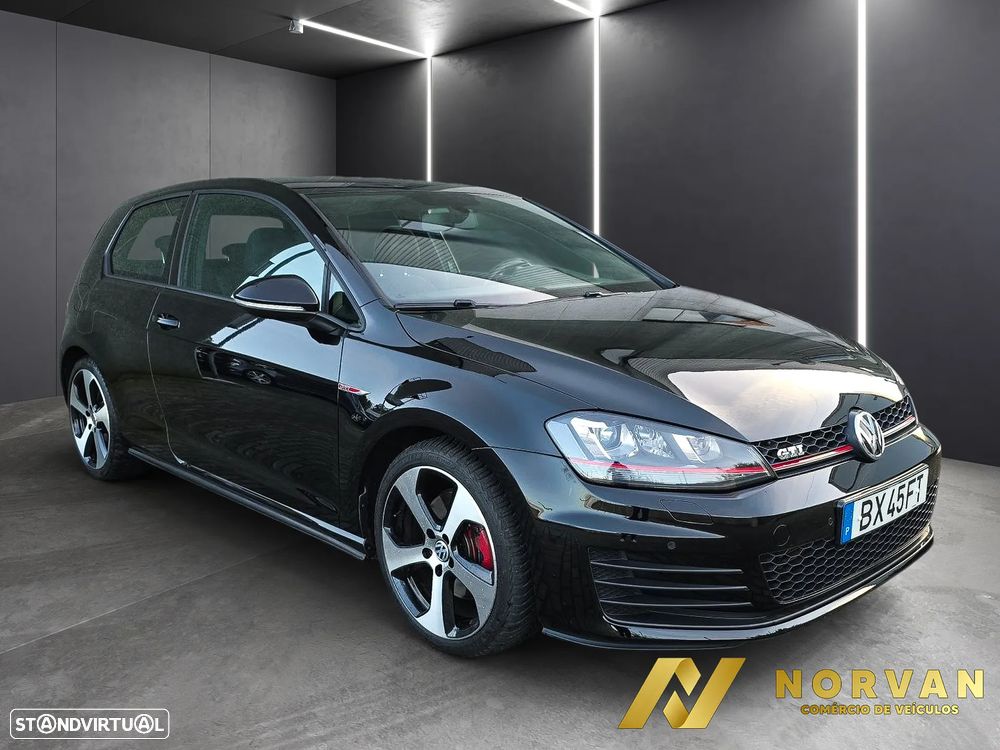 VW Golf 2.0 TSi GTi - 2