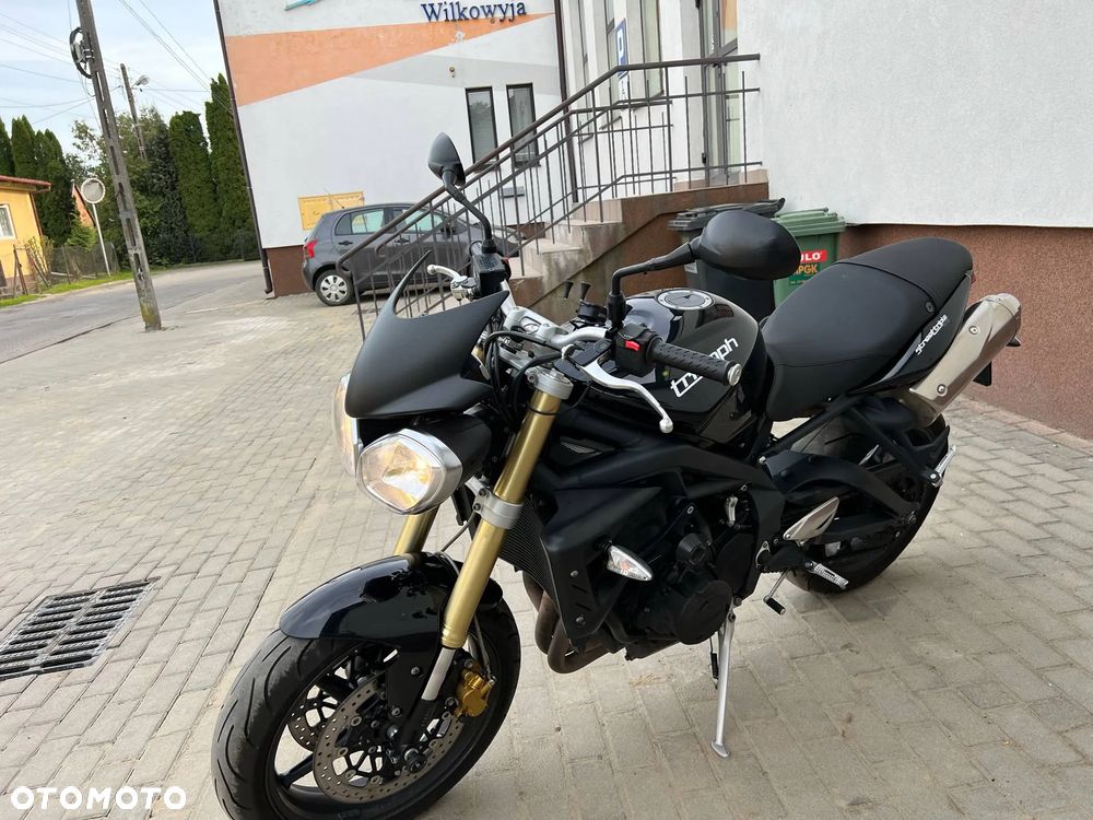 Triumph Street Triple - 33