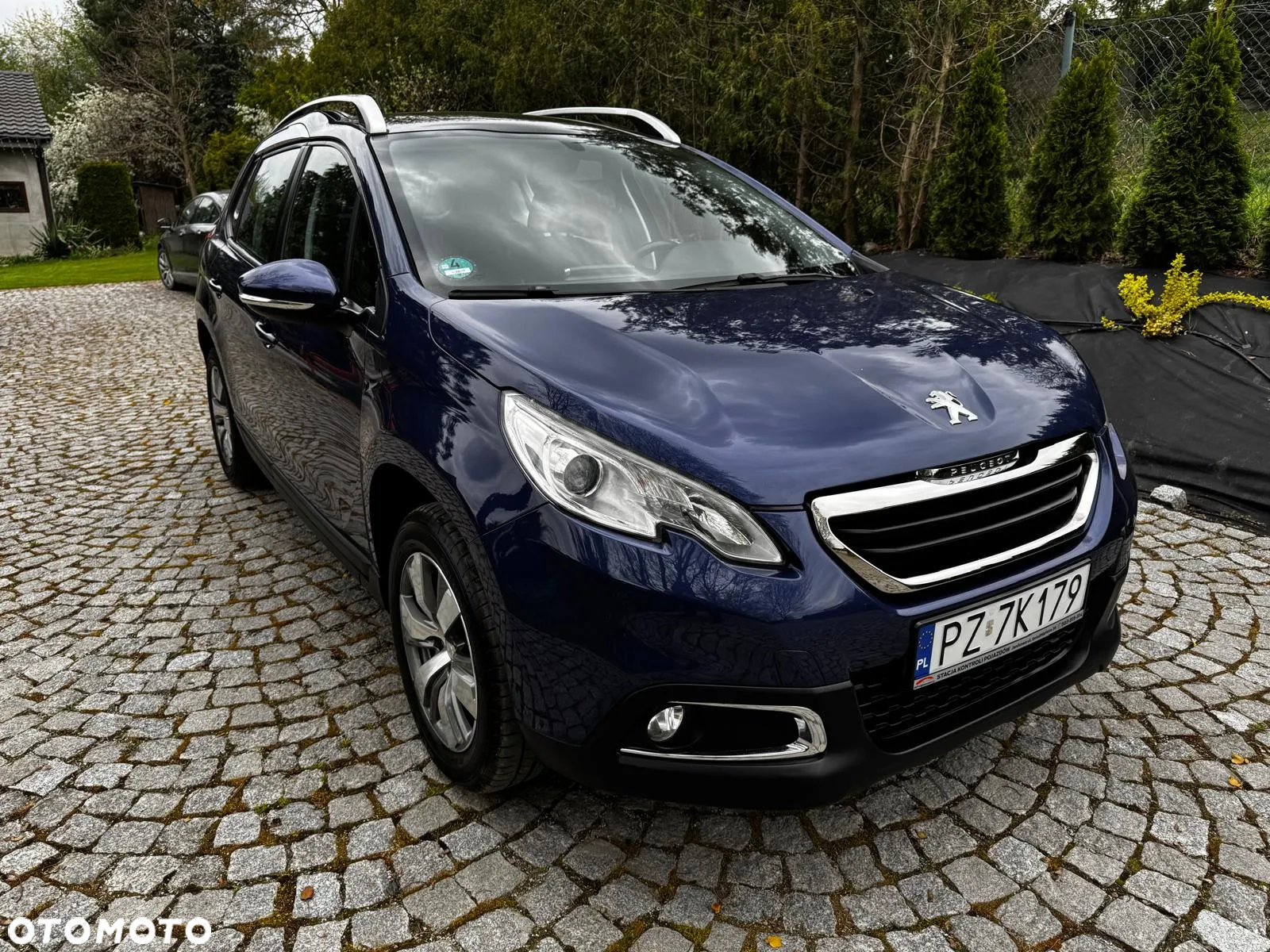 Peugeot 2008 1.2 Pure Tech Style - 3