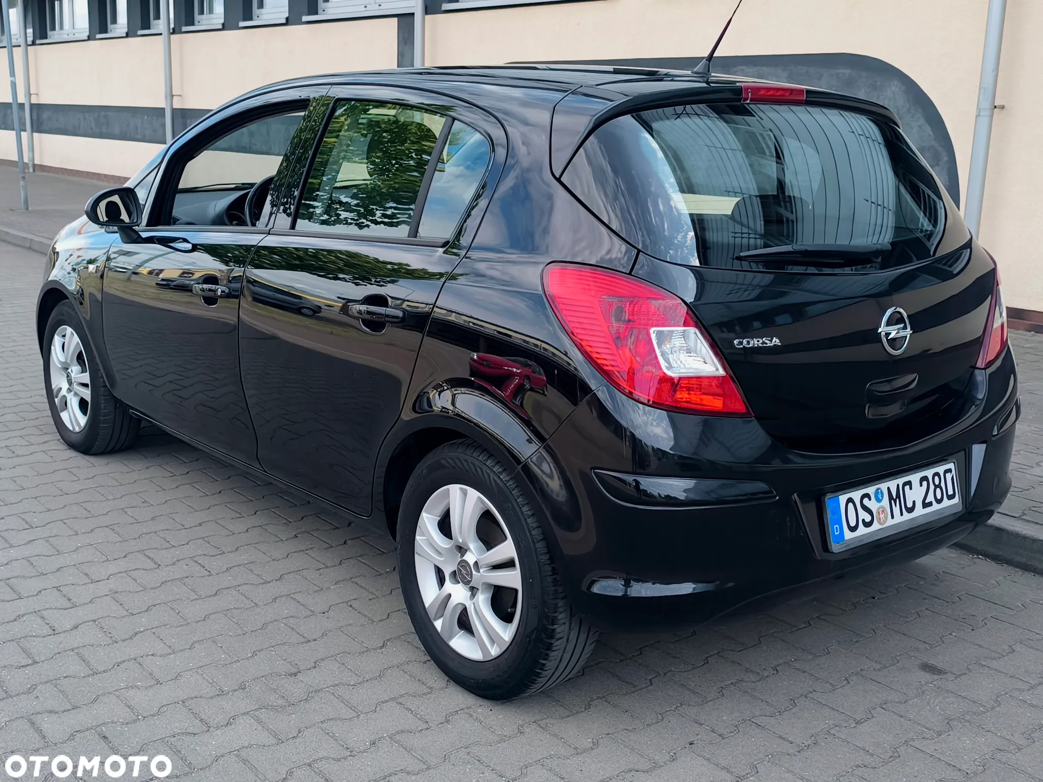 Opel Corsa 1.2 16V Enjoy - 2