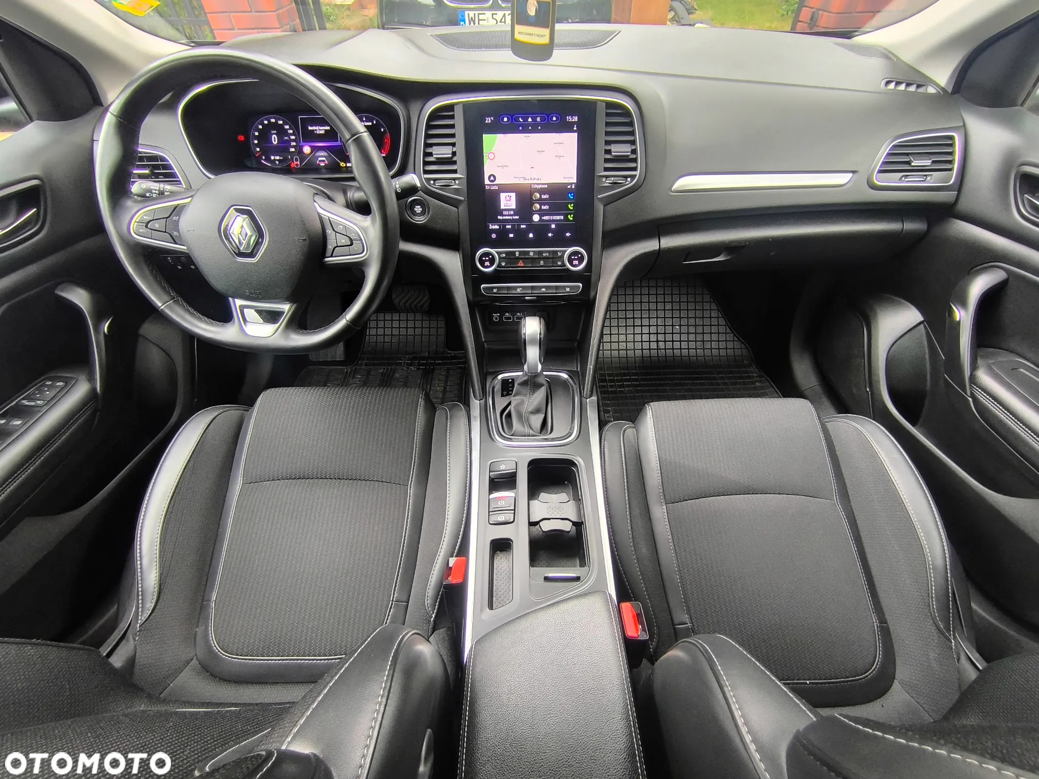 Renault Megane 1.3 TCe FAP Techno EDC - 29
