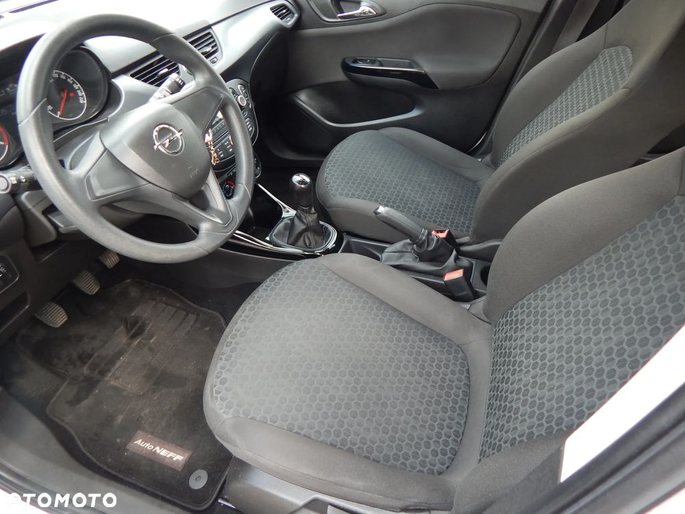 Opel Corsa 1.4 16V Cosmo - 12