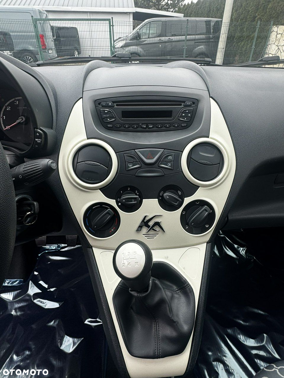 Ford KA - 15
