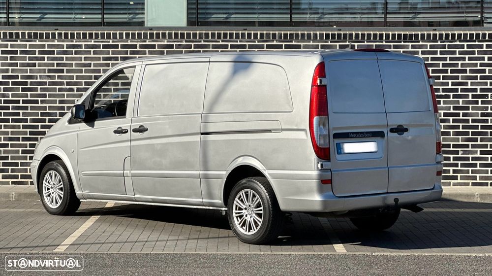 Mercedes-Benz Vito - Automática - 5