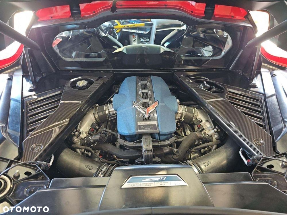 Chevrolet Corvette - 21