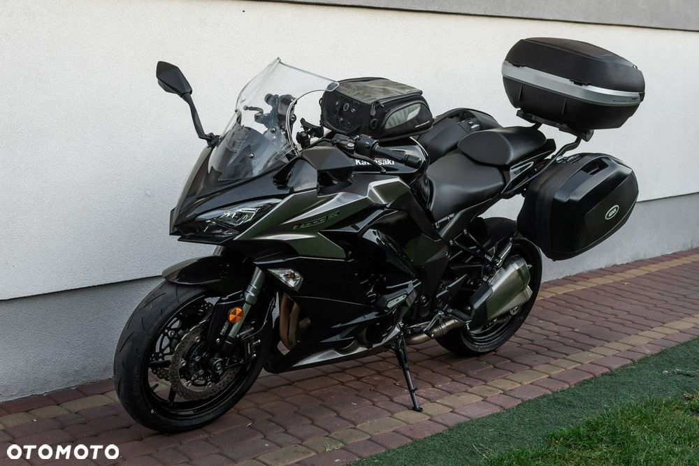 Kawasaki Z - 6