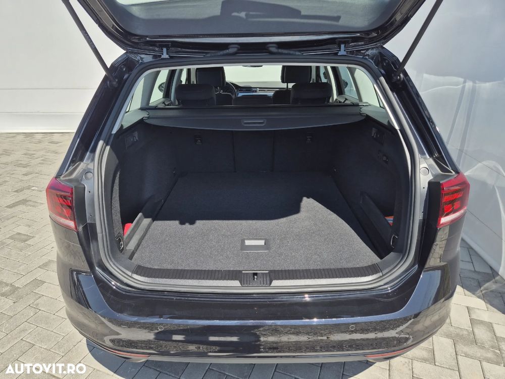 Volkswagen Passat Variant 2.0 TDI DSG Comfortline - 27