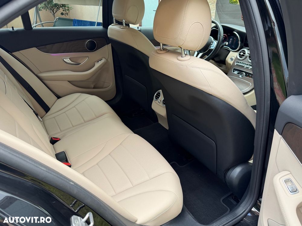 Mercedes-Benz C 220 d 4MATIC Aut - 17