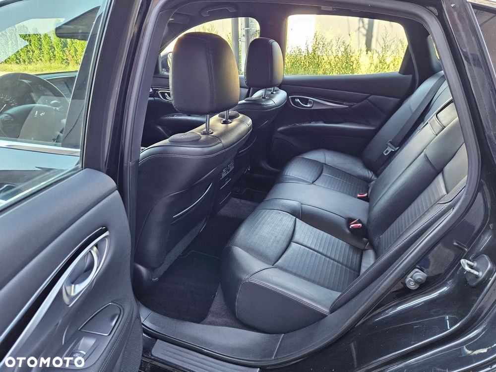 Infiniti Q70 2.2d Premium Executive EU6 - 27