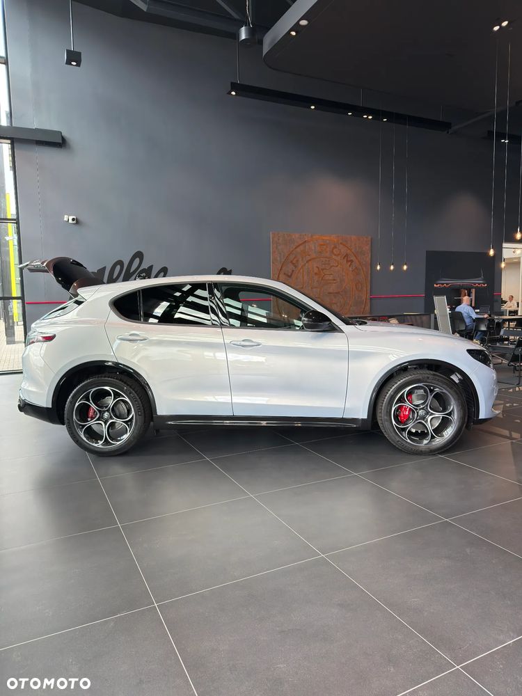Alfa Romeo Stelvio 2.2 JTDM Sprint Q4 - 5