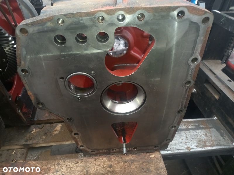 Obudowa skrzyni biegów tylna Case CS150 - 7