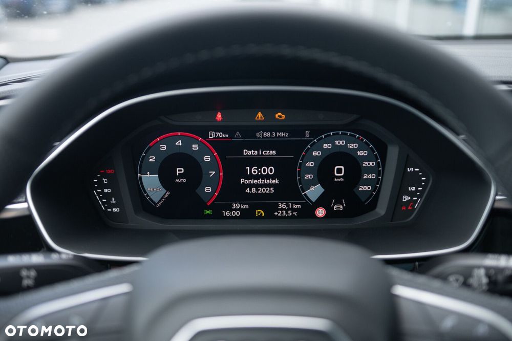 Audi Q3 Sportback - 16