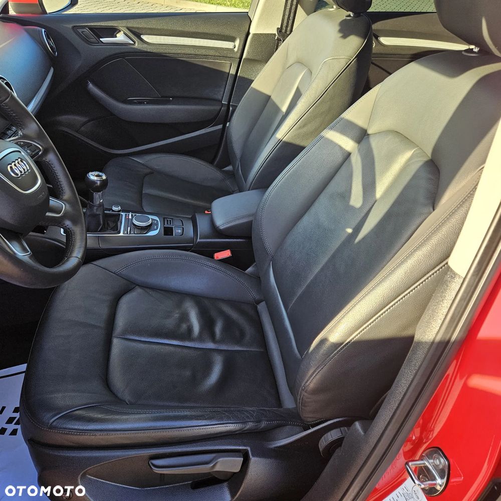 Audi A3 Sportback 1.6 TDI Ambition - 13