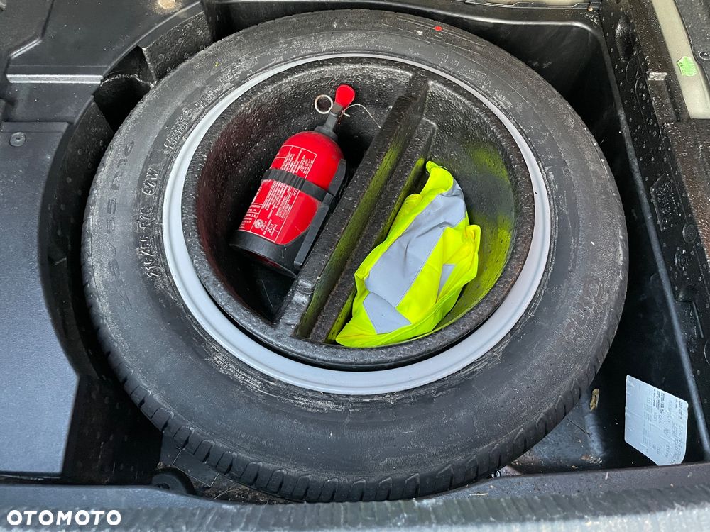 Volkswagen Passat 1.8 TSI Comfortline - 23