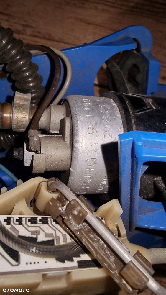 OBUDOWA POMPY PALIWA KOSZ PŁYWAK BMW 8 E31 840 850 EU 11804701 1182289 - 9