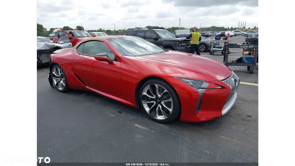 Lexus LC - 1